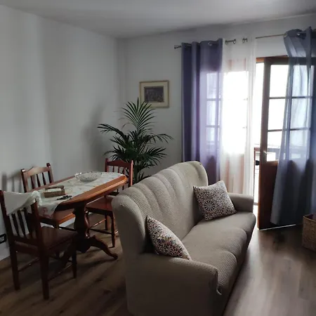Casa Rosales アパート ラ・オロタバ
